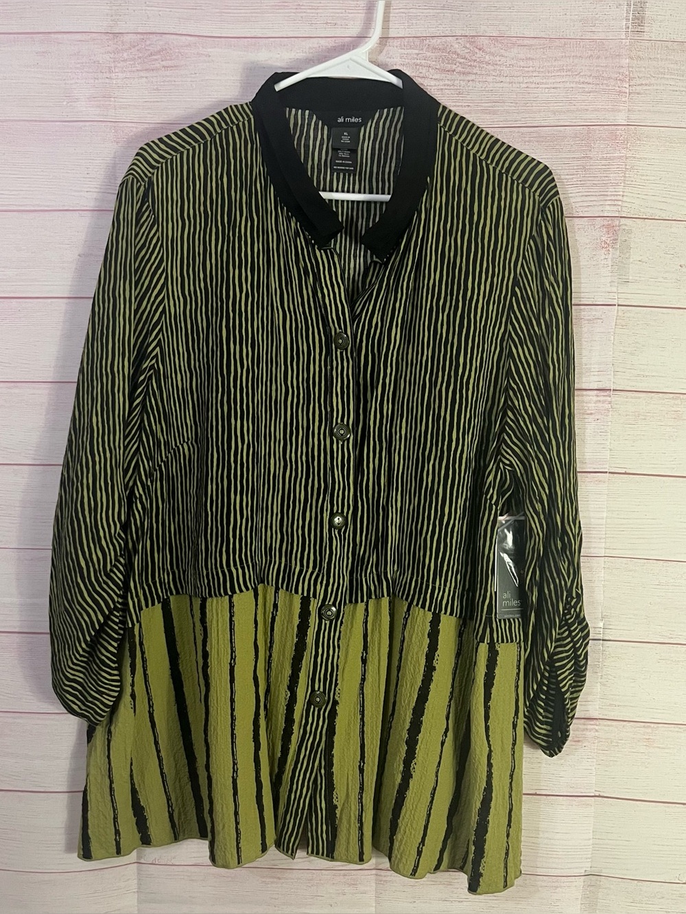 Ali Miles NWT Green Black Stripe Tunic Button Down Top Size XL